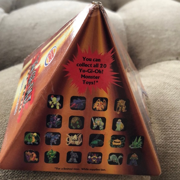 🔺Yu-Gi-Oh! Burger King 2004 Movie Collectible Toy - Picture 3 of 6